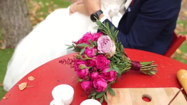 Bride Groom Bouquet — Stock Video