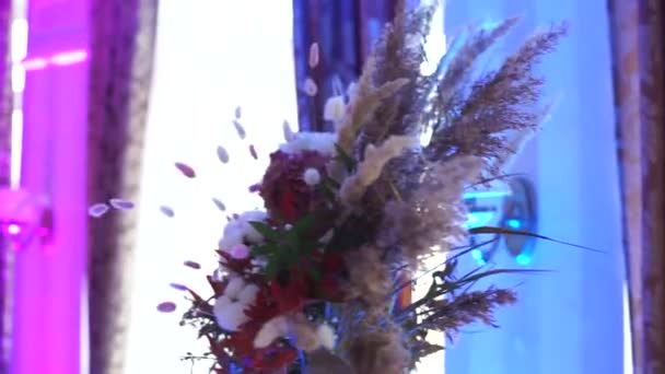 Bruiloft Decor Van Bloemen — Stockvideo