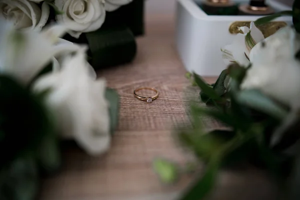 Anneaux Mariage Dans Une Boîte Bois — Photo