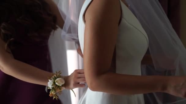 Brudknuten Bröllopsklänning — Stockvideo
