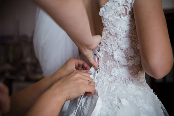 Наречена Ґудзиках Весільна Сукня — стокове фото