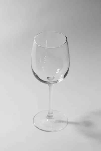 Empty Wine Glass Gray Background — Stock Photo, Image
