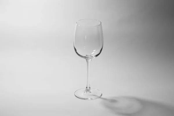 Empty Wine Glass Gray Background — Stock Photo, Image