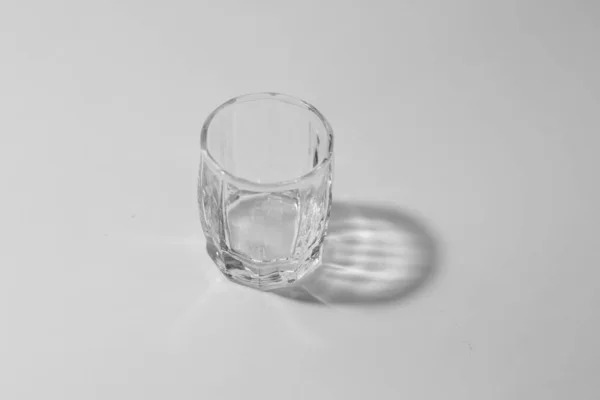 Διαφανή Γυαλιά Γκρι Φόντο — Φωτογραφία Αρχείου