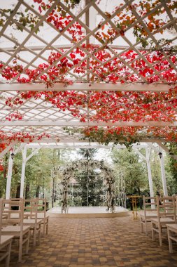 Düğün için kemer.