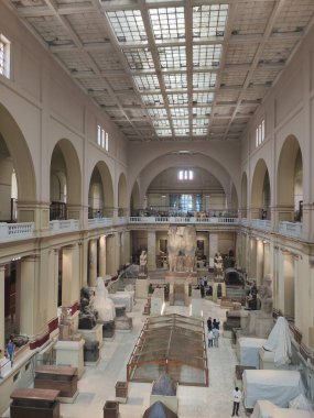 Kahire 'deki Mısır müzesinde sergileniyor.