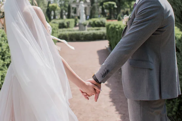 Kedua Mempelai Bersama Sebuah Pernikahan — Stok Foto