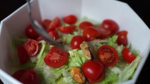 Salade Sla Tomaat Maken — Stockvideo