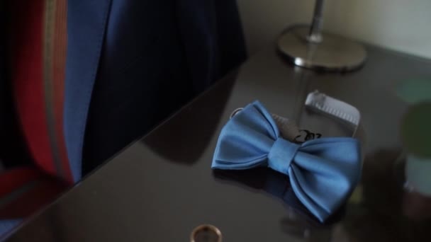 Взуття Краватки Обручки Столі — стокове відео