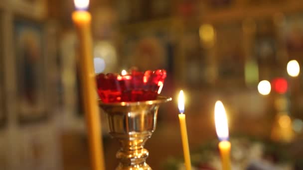 bougies dans l'église