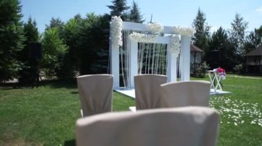 Düğün için kemer.