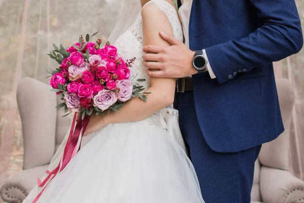 Sposa Con Sposo Bouquet Sposa — Foto Stock