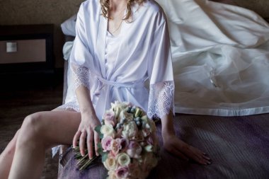 Peignoir 'deki gelin odada.