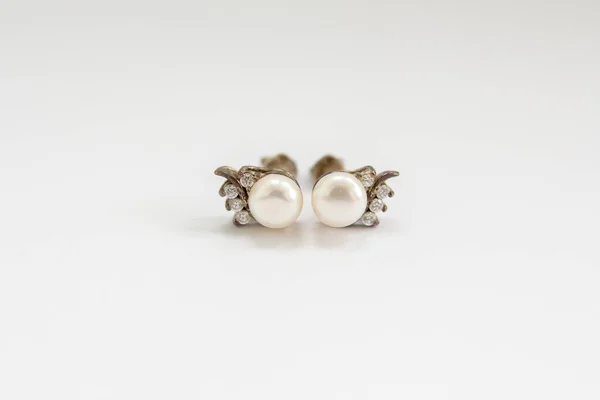 Earrings Pearls White Background — Stock Photo, Image