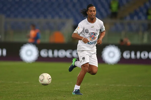 Ronaldinho Gaucho in azione — Foto Stock