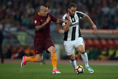 Higuain ve Nainggolan eylem 