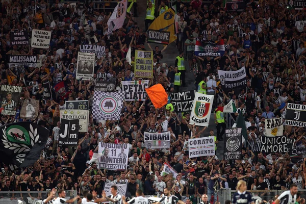 2016-2107 Tim bekerfinale overeenkomen met FC Juventus vs SS Lazio 1 mei — Stockfoto