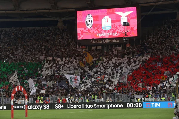 2016-2107 TIM CUP Final partido FC Juventus vs S.s. Lazio 1 de mayo —  Fotos de Stock