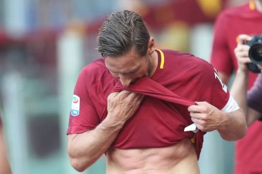 Seria A lig maçı olarak Roma Rakip Genoa - son maç Francesco Tot
