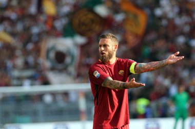 Seria A lig maçı olarak Roma Rakip Genoa - son maç Francesco Tot