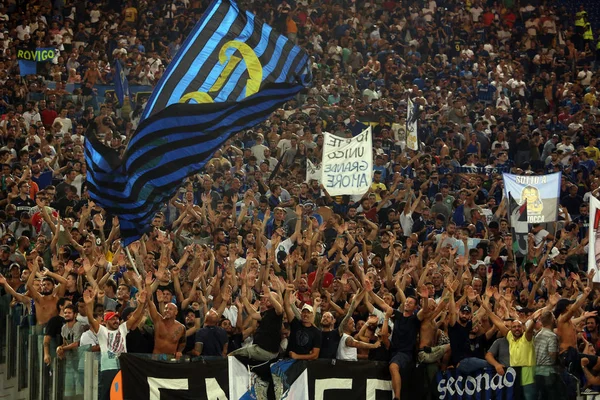 Seria A League ตรงกับโรมากับ FC Inter — ภาพถ่ายสต็อก