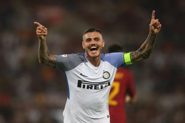 Seria A League ตรงกับโรมากับ FC Inter — ภาพถ่ายสต็อก