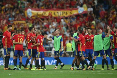 İspanya takım zafer kutluyor 