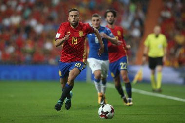 Jordi Alba maç sırasında eylem