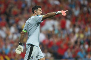Buffon maç sırasında eylem