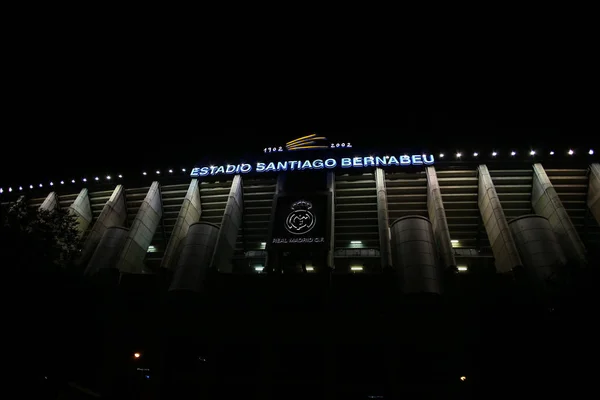 Stadio Santiago Bernabeu w nocy — Zdjęcie stockowe