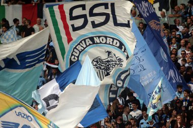 Rome, İtalya - 06 Mayıs 2018: Stadio Olimpico, Roma, İtalya. Serie A. Ss Lazio vs Atalanta. Lazio vs Atalanta Roma Stadio Olimpico Lazio destekçileri eylem sırasında Serie A futbol maç