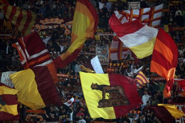 13.05.2018. Stadio Olimpico, Roma, İtalya. Serie A. Rakip Fc Juventus. Serie A futbol sırasında eylem olarak Roma Sud Curva destekçileri olarak Roma vs Roma Stadio Olimpico Juventus maç