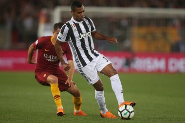 13.05.2018. Stadio Olimpico, Roma, İtalya. Serie A. Rakip Fc Juventus. Alex Sandro ve altında Serie A sırasında eylem futbol maçı olarak Roma Rakip Juventus Roma Stadio Olimpico