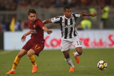 13.05.2018. Stadio Olimpico, Roma, İtalya. Serie A. Roma vs Fc Juventus.Under ve Alex Sandro Serie A futbol sırasında eylem olarak Roma Rakip Juventus Roma Stadio Olimpico maç.
