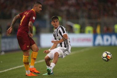 13.05.2018. Stadio Olimpico, Roma, İtalya. Serie A. Roma Serie A futbol sırasında eylem vs Fc Juventus.Kolarov ve Dybala olarak Roma Rakip Juventus Roma Stadio Olimpico maç.