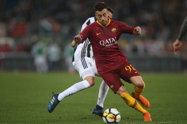 13.05.2018. Stadio Olimpico, Roma, İtalya. Serie A. Rakip Fc Juventus. De Sciglio ve El Shaarawy Serie A futbol sırasında eylem olarak Roma vs Roma Stadio Olimpico Juventus maç