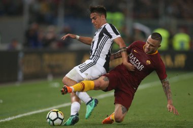 13.05.2018. Stadio Olimpico, Roma, İtalya. Serie A. Roma Serie A futbol sırasında eylem vs Fc Juventus.Paulo Dybala ve Nainggolan olarak Roma Rakip Juventus Roma Stadio Olimpico maç.