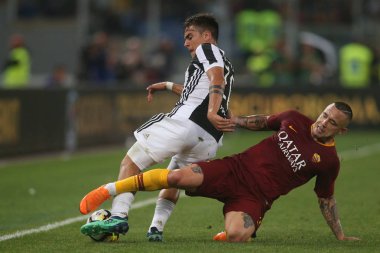 13.05.2018. Stadio Olimpico, Roma, İtalya. Serie A. Roma Serie A futbol sırasında eylem vs Fc Juventus.Paulo Dybala ve Nainggolan olarak Roma Rakip Juventus Roma Stadio Olimpico maç.