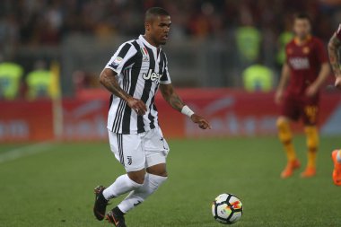 13.05.2018. Stadio Olimpico, Roma, İtalya. Serie A. Rakip Fc Juventus. Douglas Costa eylem sırasında Serie A futbol maç olarak Roma Rakip Juventus Roma Stadio Olimpico