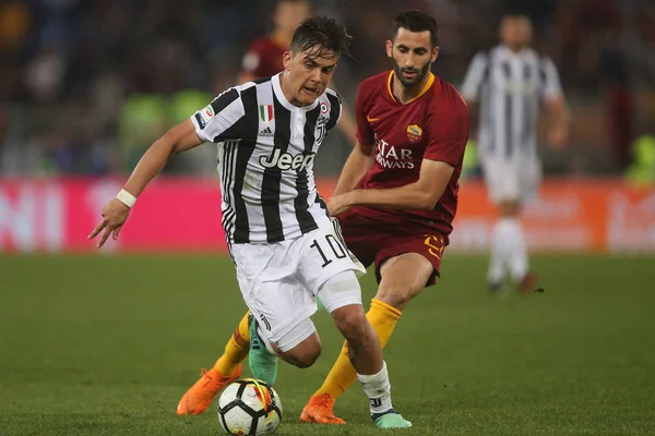 13.05.2018. Stadio Olimpico, Roma, İtalya. Serie A. Rakip Fc Juventus. Paulo Dybala ve Gonalons Serie A futbol sırasında eylem olarak Roma vs Roma Stadio Olimpico Juventus maç