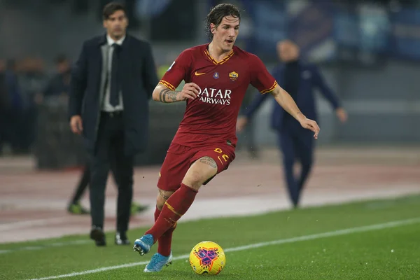 SERIE A SOCCER MATCH: AS ROMA VS SPAL, ROMA, ITALIA - 15 DICIEMBRE 2019 —  Fotos de Stock