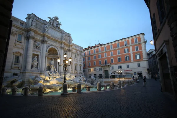 Roma Італія Травня 2020 Фонд Треві Покинутий Римі Перші Вихідні — стокове фото