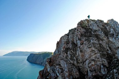Baykal Gölü yaz manzara, görünümden bir uçurum, Rusya Federasyonu