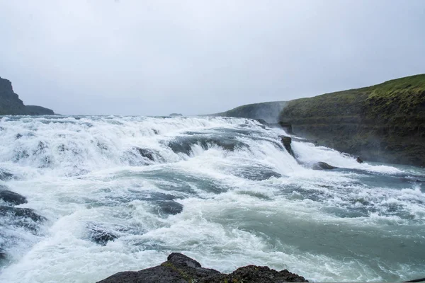 Gullfoss şelale Kanyonu Hvita Nehri, İzlanda yer alan