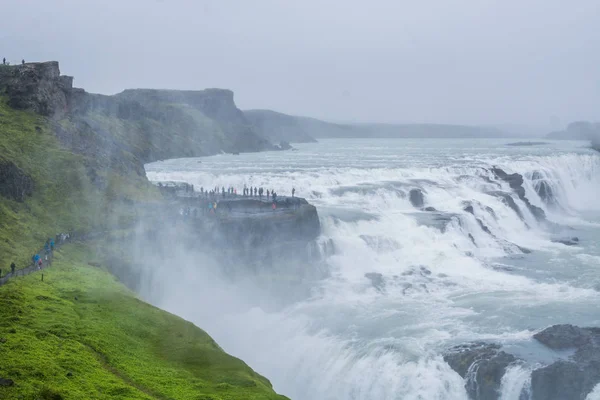 Gullfoss Wasserfall in der Schlucht des Flusses hvita, Island — Stockfoto
