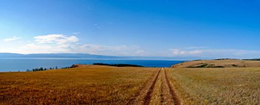 Baykal Gölü yaz manzara, görünümden bir uçurum, Rusya Federasyonu