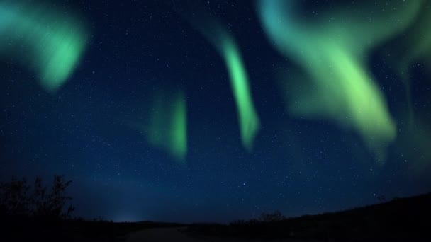 Aurora Borealis North Star Polaris Astrofotografia Lapso Tempo Sobre Colinas — Vídeo de Stock