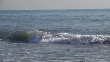 Güzel Okyanus Dalgaları 'nın yavaş çekim görüntüleri. 