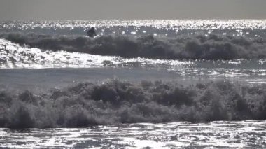 Güzel Okyanus Dalgaları 'nın yavaş çekim görüntüleri. 