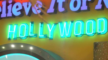 Hollywood Neon Tabelası Hollywood Bulvarında Yeşil
